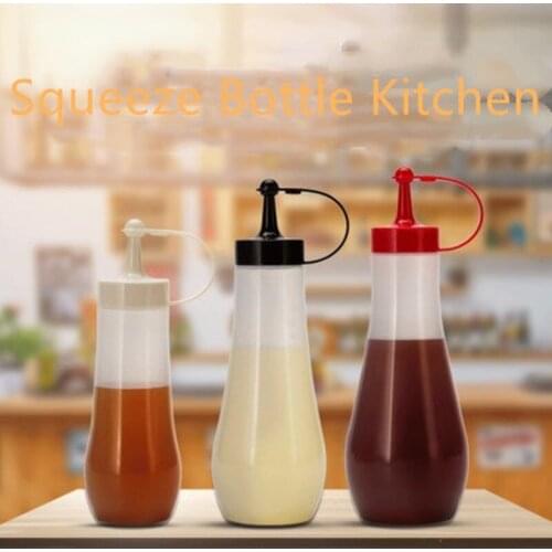Squeeze Bottle Kitchen Accessories Gravy Boat Plastic Sauce Vinegar Oil Ketchup Gravy Cruet Condiment Dispenser Squeeze Bottle