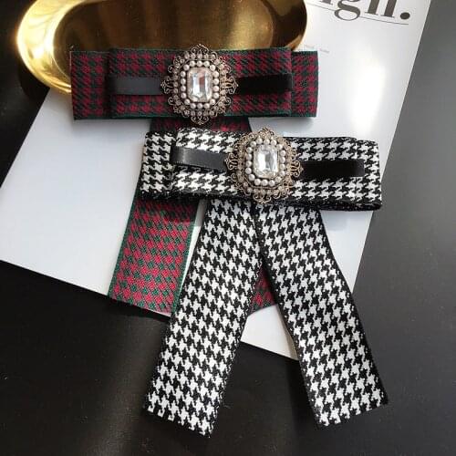 Vintage New Woman Bow Tie Big Ribbon Bowknot Classic Houndstooth Brooches Pins Trendy Shirt Suits Accessories Fashion Jewelry
