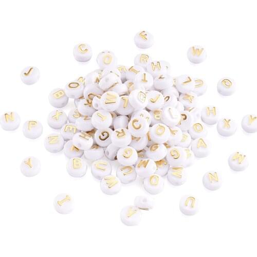 Alphabet Style A~Z Plating Acrylic Beads White Metal enlaced Flat Round Loose Beads for DIY Jewelry Making, about 1000pcs/bag
