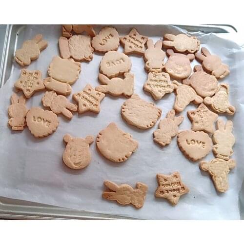 Kitty Cookie Cutter Plastic Biscuit Cut Mold Baking Fruit Cut Cake Mold Embossing Printing Die
