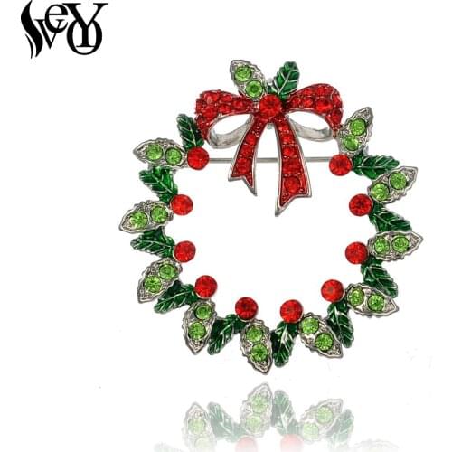 VEYO Christmas Wreath New Year Gift Round Brooch Pins Full of Rhinestone Delicate Pins for Women Fashion Jewelry Wholesale