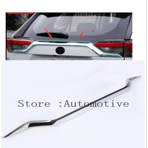 Chrome Rear Upper Trunk Lid Cover Trim For Toyota RAV4 RAV 4 2019 2020 2021 2022 Carbon Fiber Tailgate Boot Protection Strip