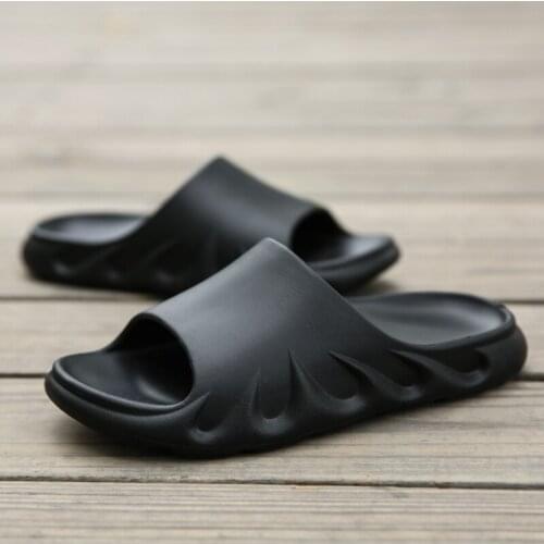 FIXSYS Mens Summer Clogs Breathable Cool Beach Slippers Outdoor Couple Water Sandals Lightweight Man & Woman Bathroom Slippers