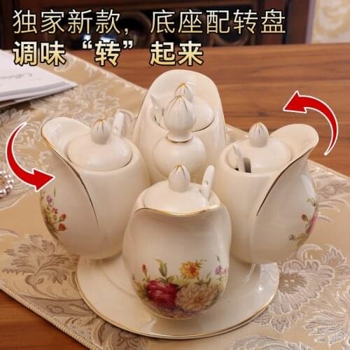 The rotating European Ceramic seasoning box seasoning bottle seasoning jar set the creative household put MSG seasoning box