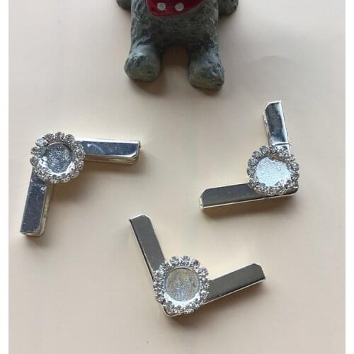 100Pcs Scrapbooking Albums Corner Protectors Rhinestone Book Corner Protectors Sliver Gold Card File Menu Metal Handcrafts