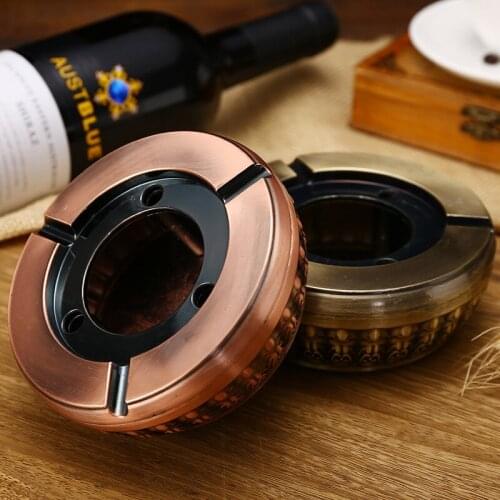 Rotatable Creative Ashtray European Style Retro Ashtray Retro Embossed Pattern Portable Household Ashtray Household Merchandises