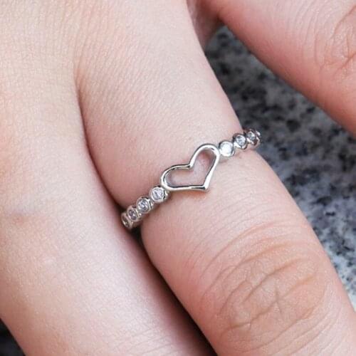 CAOSHI Hollow Little Heart Shape Ring for Women Simple Design Elegant Sweet Jewelry Daily Wear Best Gift for Girlfriend Hot Sale
