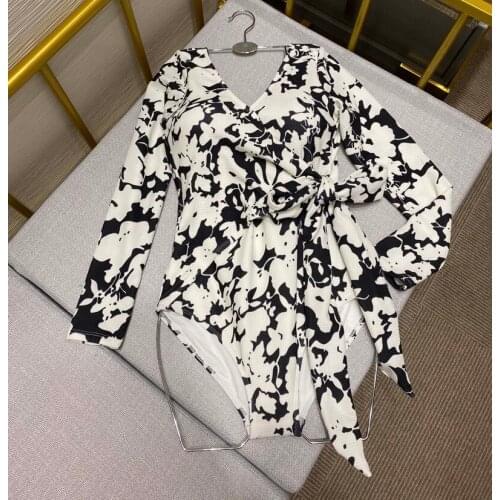 Designer Brand Long sleeve bow Bodysuits Womens color block printed swimsuit Summer Beach Holiday Sexy backless Bodysuit y464