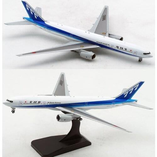 1/400 Boeing B777 landing gear Airplane Model Aircraft Japan ANA Airlines Alloy Aircraft W base wheel Diecast Plane Gifts Toys