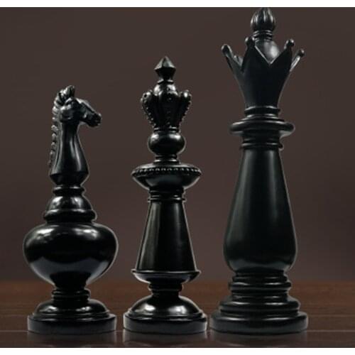 High-grade chess decoration living room study office resin decoration furnishings home decorations