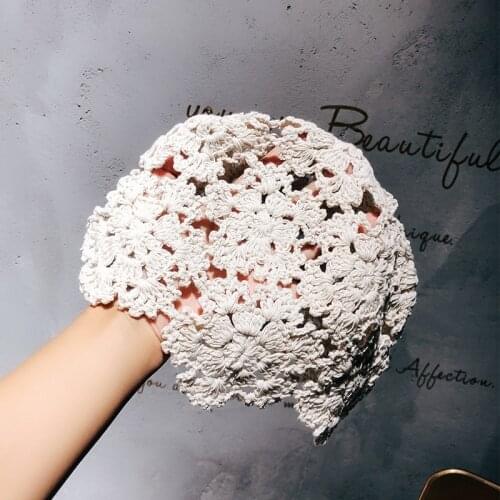 Elegant Cotton Beret Hollow Out Flowers Decorative Hand Hooked Autumn Ladies Pure Color Ethnic Style Dome Artist Beret Hat