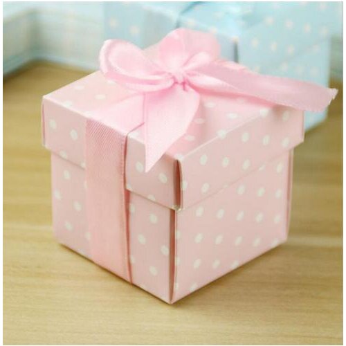50 x European Style Pink / Blue Square Polka Dots Wedding Favors Candy Boxes Baby Shower Party Gift Box With Ribbons