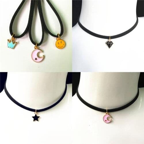 Fashion Torque Jewelry Crown Five Star Smile Necklace Pure Black Velvet With Moon Triangle Geometric Crystal Pendant Necklace