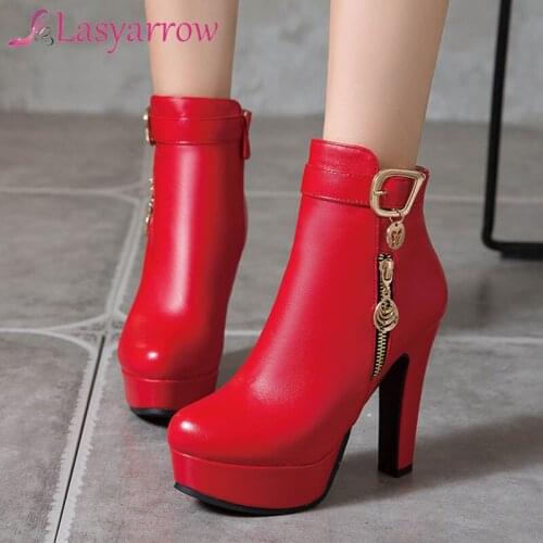 Lasyarrow Boots 2020 Female Leather Women Boots Thick Heels Ankle Boots For Women Round Toe Winter Shoes Women Platform Boots