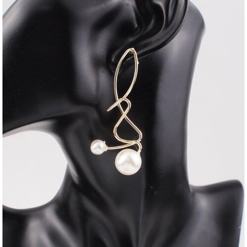 Irregular Alloy Pearl Earrings European And American Style Hip-hop Punk Exaggerated Personality Unique Earrings Women Jewelry