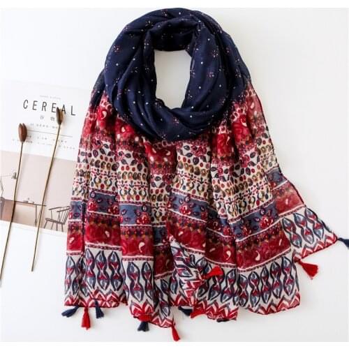 2021 Spring And Autumn New Style Scarf Womens Cotton Linen Tassels Sun-resistant Printed Scarf Warm Shawl luxury