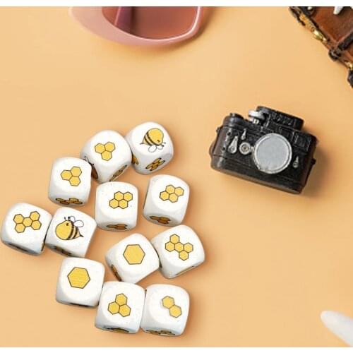 12Pcs Bee Pattern Cube Shape Baby Dice Toy Wood Hand-on Ability Rolling Bauble Early Development Children Toys Delicate Craft