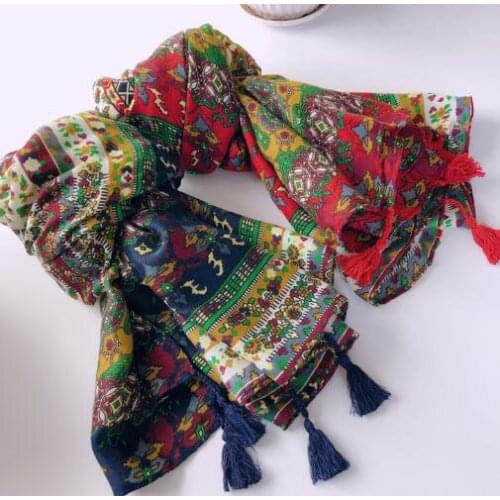 2021 New Spring And Autumn Middle Thick Scarf Bohemian Flower Printed Cotton Shawl Fashion Scarves For Ladies