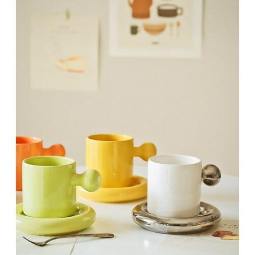 Cute Modern Ceramics Cup Saucer Creativity Solid Color Eco Friendly Pottery Coffee Cup Manual Tazas De Cafe Dining EK50BD