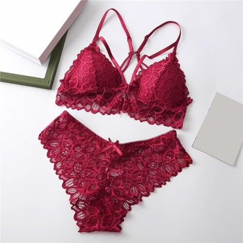 New Ultra Thin Underwear Set Lace Seamless Hollow Beautiful Back Bra Sexy High Quality Sexy Female Underwear Set