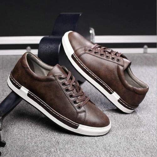 High quality thick soled men leather shoes Classic casual Men fashion breathable Flat shoes young mens Sneakers 2020