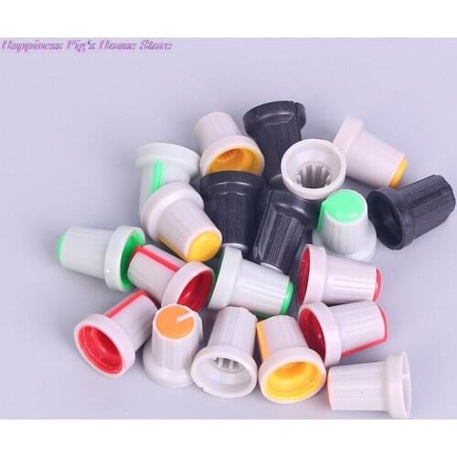 20Pcs Knobs Caps 15*17mm random color 6mm Plastic Threaded Knurled Potentiometer