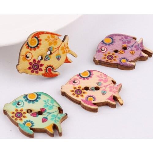 Wholesale 24*30mm 50pcs Mixed Color Fish Wooden Buttons For Handmade Craft Fit Sewing And Scrapbooking Accessories 2 Holes