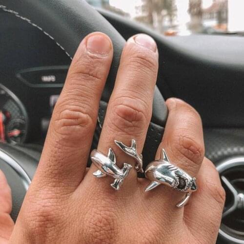 BLUELANS 2Pcs/Set Creative Alloy Shark Adjustable Open Rings For Women Men Silver Color Animals Punk Party Jewelry Gift