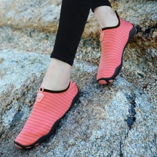 Unisex Beach Shoes Quick-Drying Aqua Shoes Swimming Shoes Water Sports Barefoot Sneaker Gym Yoga Fitness Surfing Diving Shoes