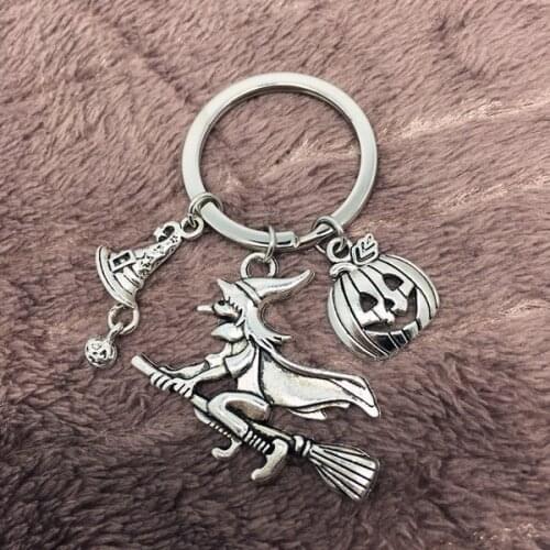 Halloween Keychain Witch Pumpkin European and American Style Key Ring Holiday Gift for Men and Women