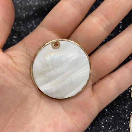 2Pcs Natural Shell Pendants & Necklace White Pearl Shell Pendants for Fashion Jewelry Making Diy Necklace Accessories
