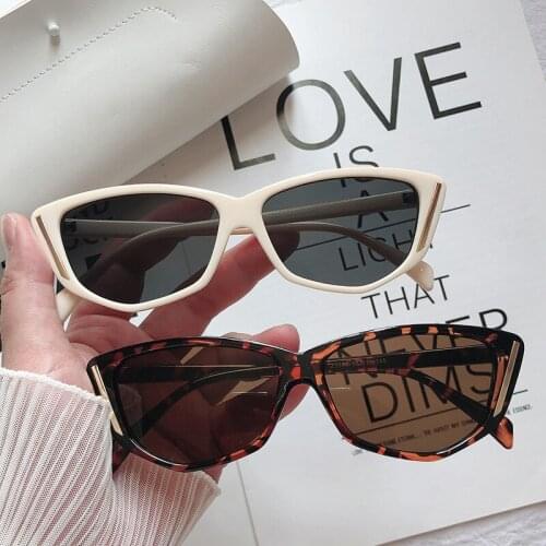 Womens Sunglasses Fashion Vintage Polygonal Cat Eye Glasses American Style Luxury Designer Men Driving Glasses Decorative UV400