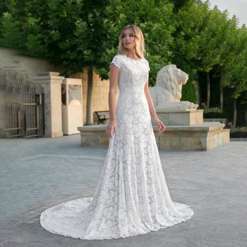 Vintage Short Sleeve A Line Wedding Dresses Summer Beach Pure Lace Applique Sweep Train Women Wedding Gowns