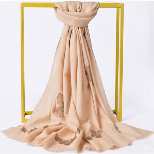 Winter Embroidery Floral Wool Scarf Shawl Women New 2021 Brand Warm Shawls and Wraps for Ladies Pashmina Solid 100% Wool Scarves