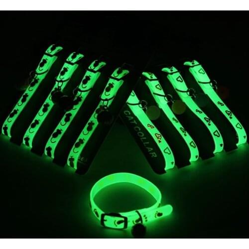 Silicone Pet Glowing Bells Collars Glow Light Blinking Dog Cat Necklace Pets Buckles Light Night Safety Pet Accessories Puppy