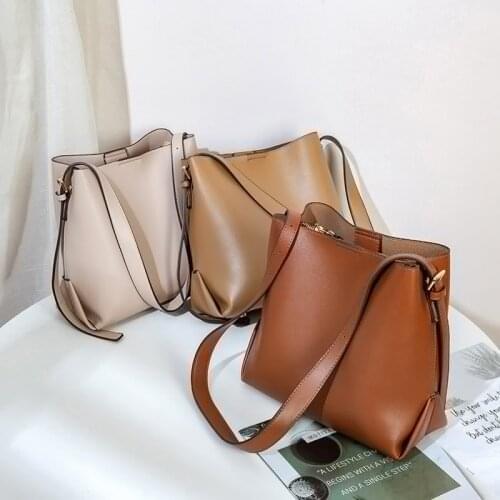 Ramon monegal Women's Travel Bags