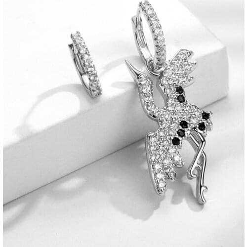 2021 Hot Sale Personality creative asymmetrical animal earrings female Crystal from Swarovskis Fit Women exquisite zircon crane