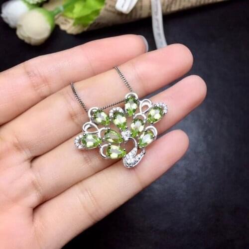 Natural green peridot Pendant natural olivine pendant necklace S925 silver Fashion personality Peacock girl gift party jewelery