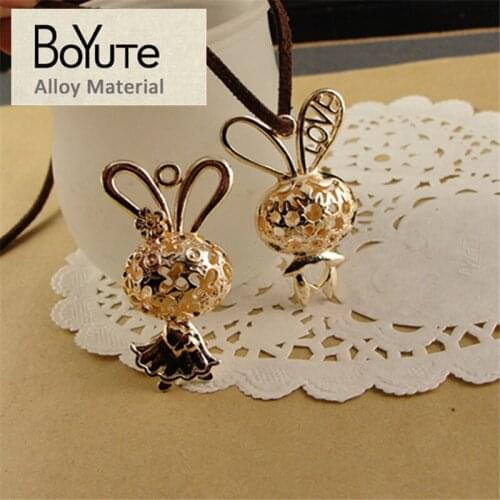 BoYuTe (10 Pieces/Lot) 44*26*13MM Vintage Accessories Parts Antique Bronze Filigree Women Rabbit Charms Jewelry Components