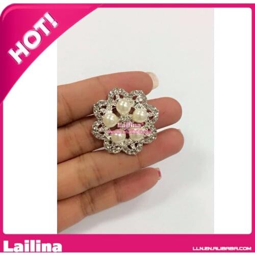 New Design Rhinestone Crystal Button For Wedding