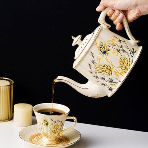 French Teapot Retro Wheat Ears Tea Pot Sets Palace Kettle Golden Flowers Coffee Cups With Saucer European Cafe Mugs Coffeeware
