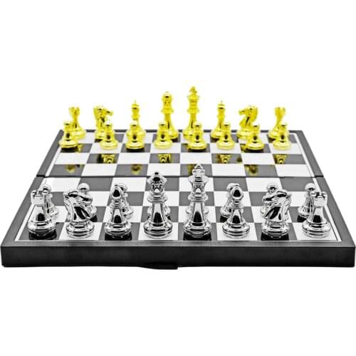 Wooden Chess Set Foldable Portable Chess Game Board Chess Entertainment Game Board Toy Gifts For Children
