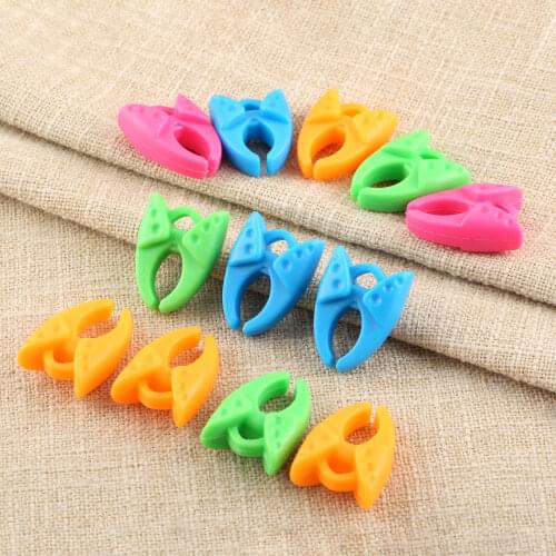 12pcs Bobbin Clips Holders Clamps Bobbin Buddies Sewing Thread Sewing Machine 3.1*2.2cm Sewing Accessories