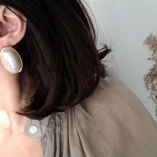 Original Design Oval Stud Earrings For Women 2019 Nature Shell Exaggerated Earrings Girls Top Quality Korean Earrings Femme