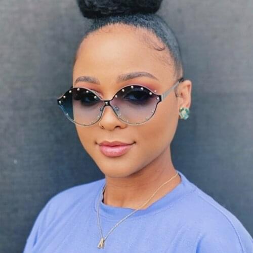 Women Big Round Shades Trend Glasses High Quality One Piece Gothic Sun Glasses Party for Women Men Oculos uv400