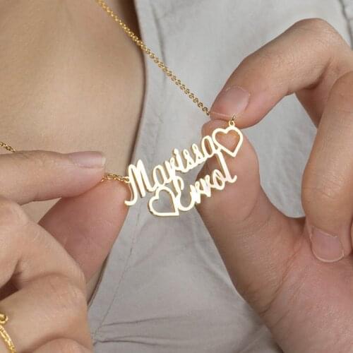 Customized Fashion Stainless Steel Name Pendant Necklace Love Heart Letter Necklace Men and Women Couple Jewelry Gift