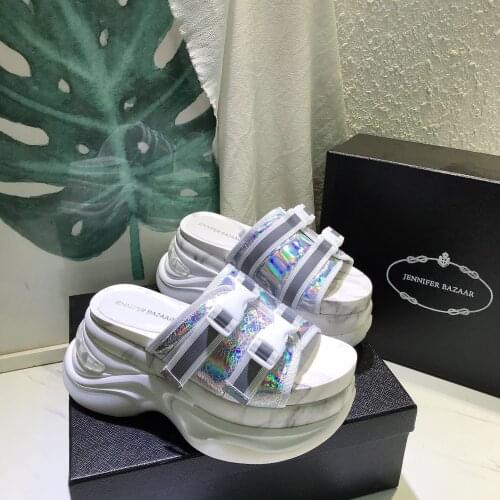 Summer Sweet Outdoor Modern Slippers Fashion Outerwear Womens Thick Bottom Beach Holiday Sandals Height Increased Platforms HOT