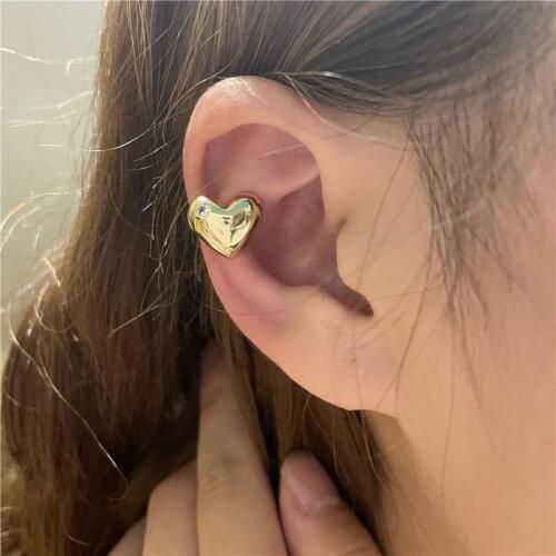 Simple Elegant Gold Non Piercing Sweet Love Heart Ear Clip For Women Special Personality Design Earrings Without Pierced