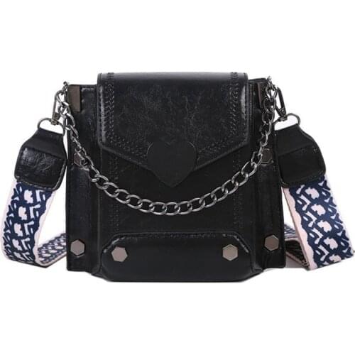 Women Messenger Bag Retro Style Shoulder Purse Satchel with Heart Buckle Handbag Crossbody Bag for Work Travel Hiking