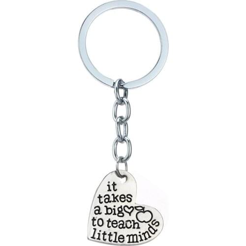 36PC It Takes A Big Heart To Teach Little Minds Keyrings Heart Charm Pendant Keychains Teachers Jewelry Thanksgiving Gifts Hot